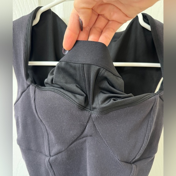 ALO Ribbed Sweetheart Shot Sleeve Top Sz XS - Picture 5 of 6